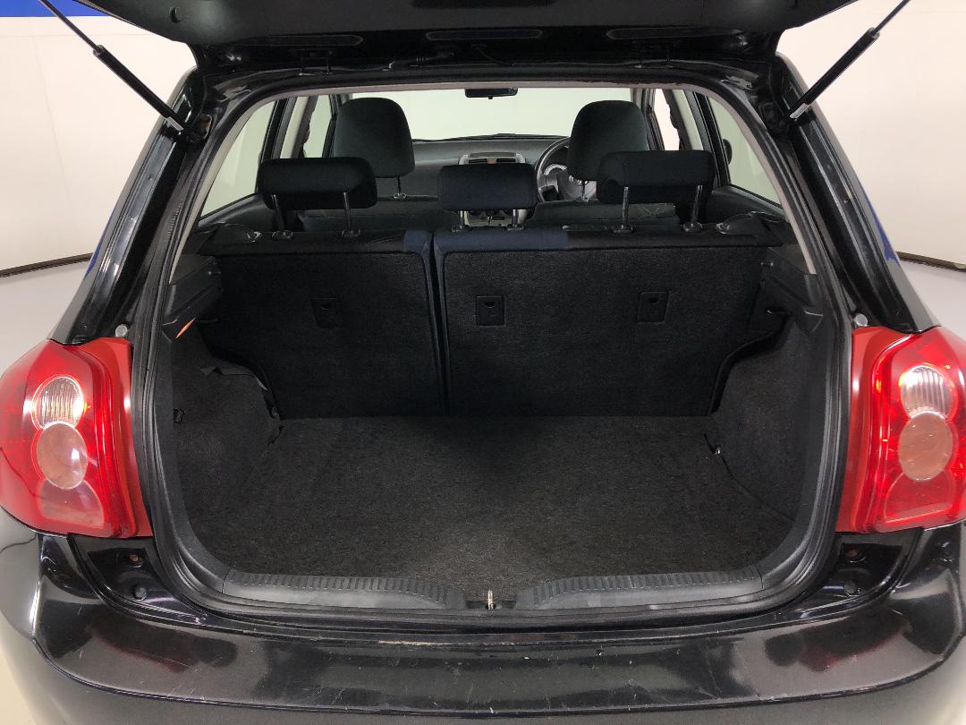 Photo '14' of Toyota Corolla