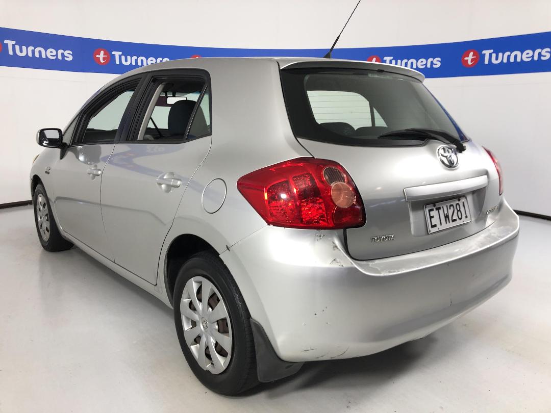 Photo '10' of Toyota Corolla Photo '10' of Toyota Corolla