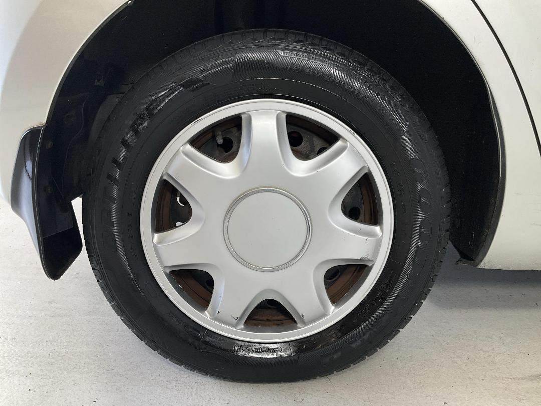 Photo '12' of Toyota Corolla