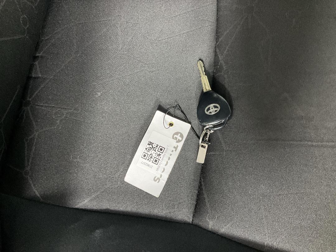 Photo '22' of Toyota Corolla