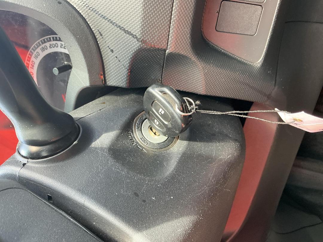 Photo '13' of Toyota Corolla GX Photo '13' of Toyota Corolla GX