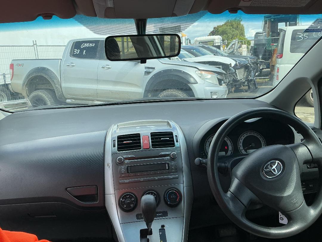 Photo '14' of Toyota Corolla GX Photo '14' of Toyota Corolla GX