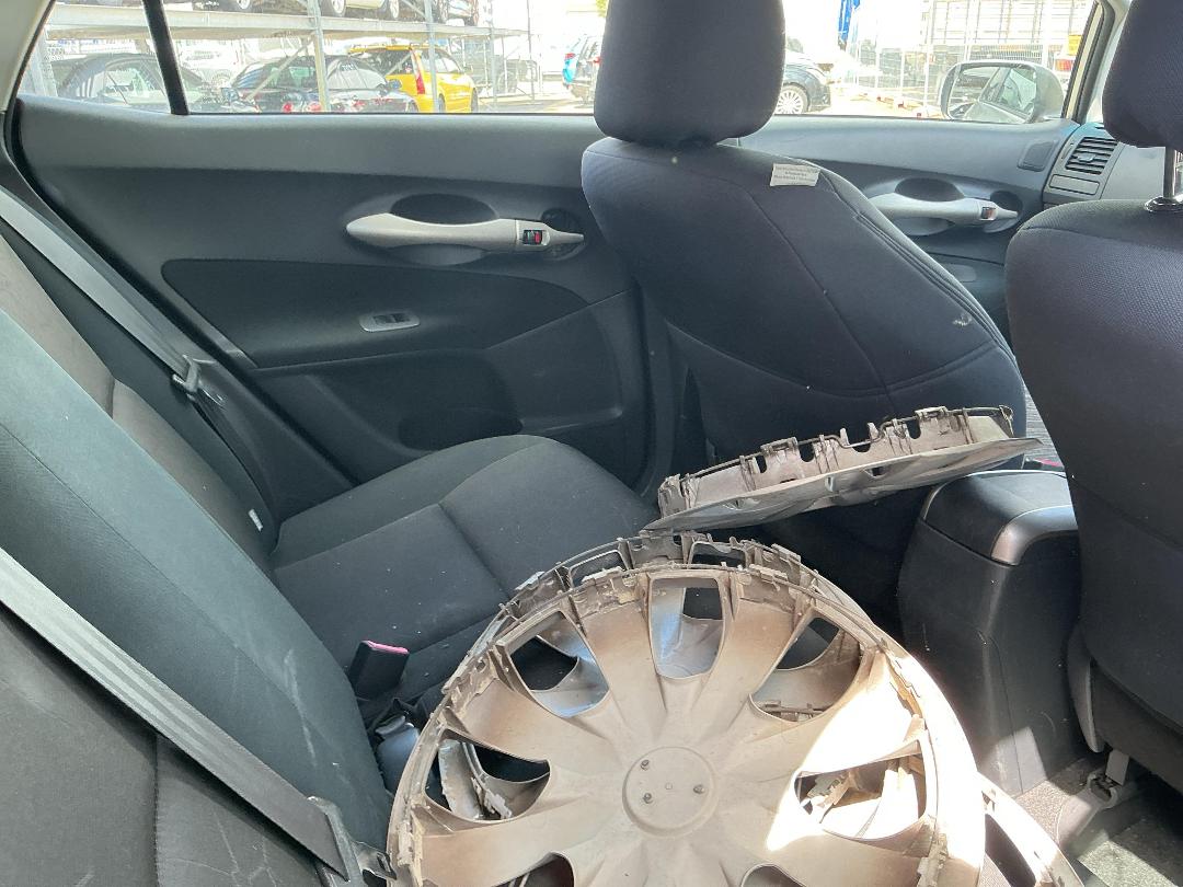 Photo '16' of Toyota Corolla GX Photo '16' of Toyota Corolla GX