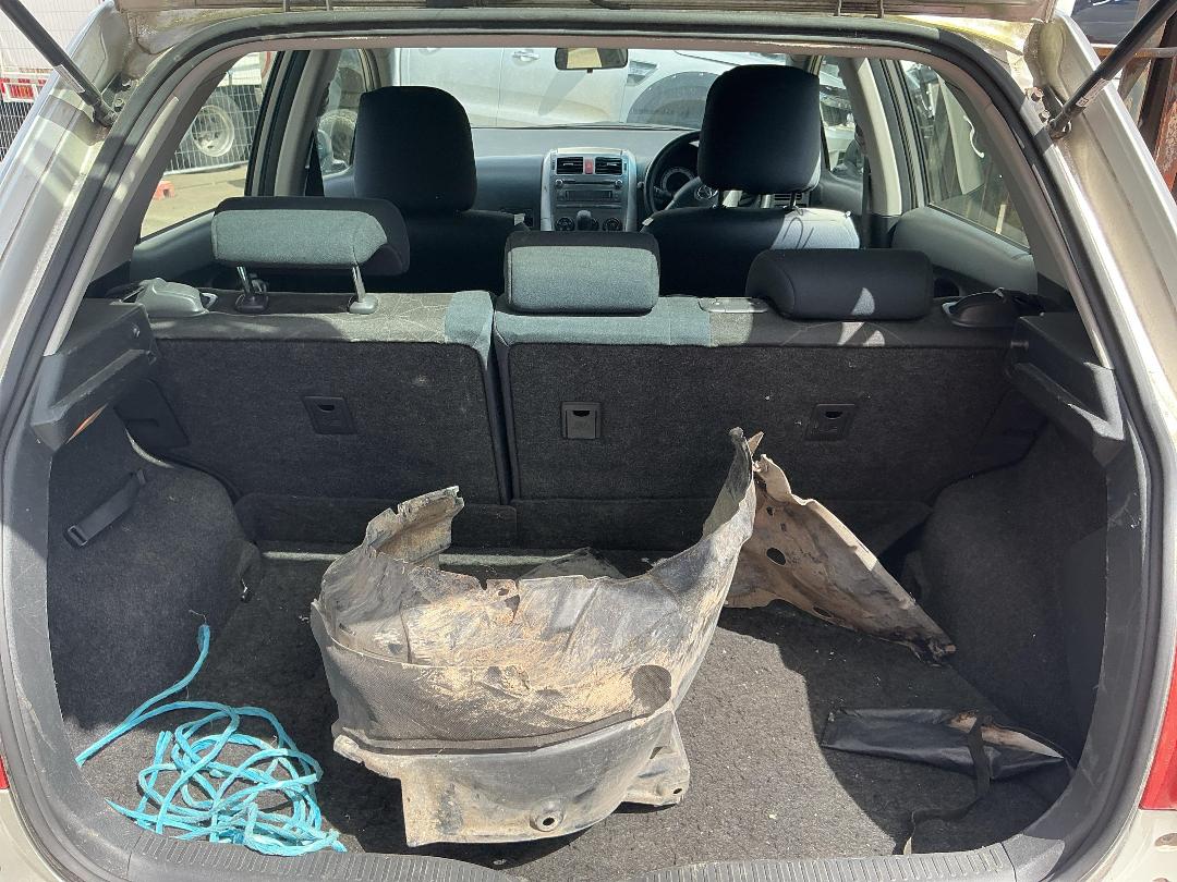 Photo '17' of Toyota Corolla GX Photo '17' of Toyota Corolla GX