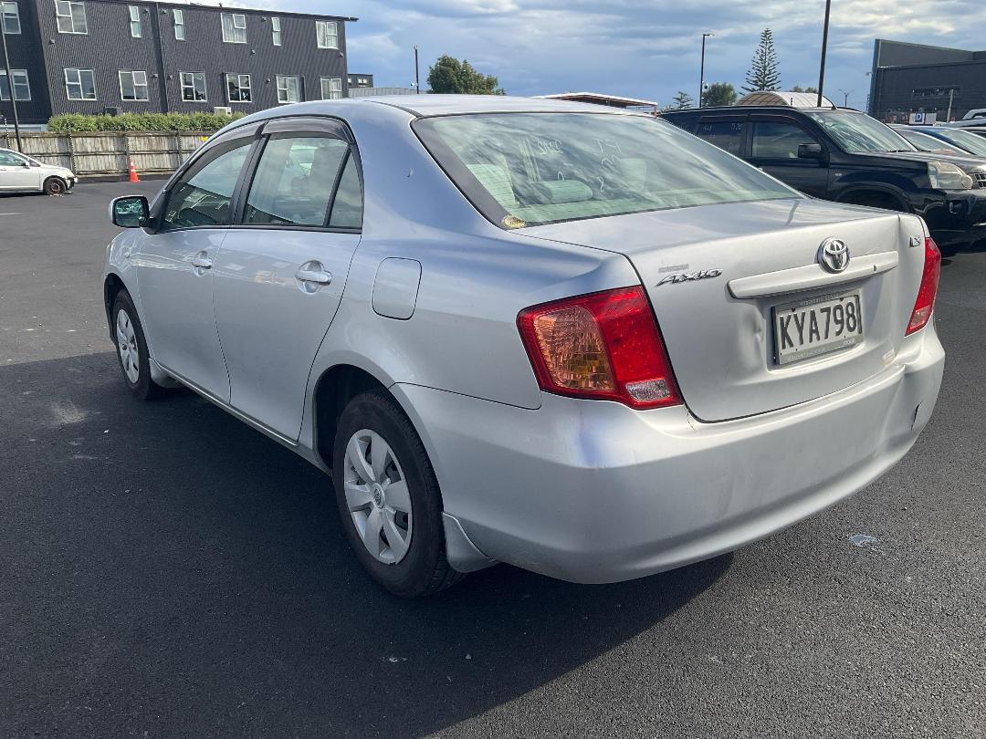 Photo '4' of Toyota Corolla Axio Photo '4' of Toyota Corolla Axio