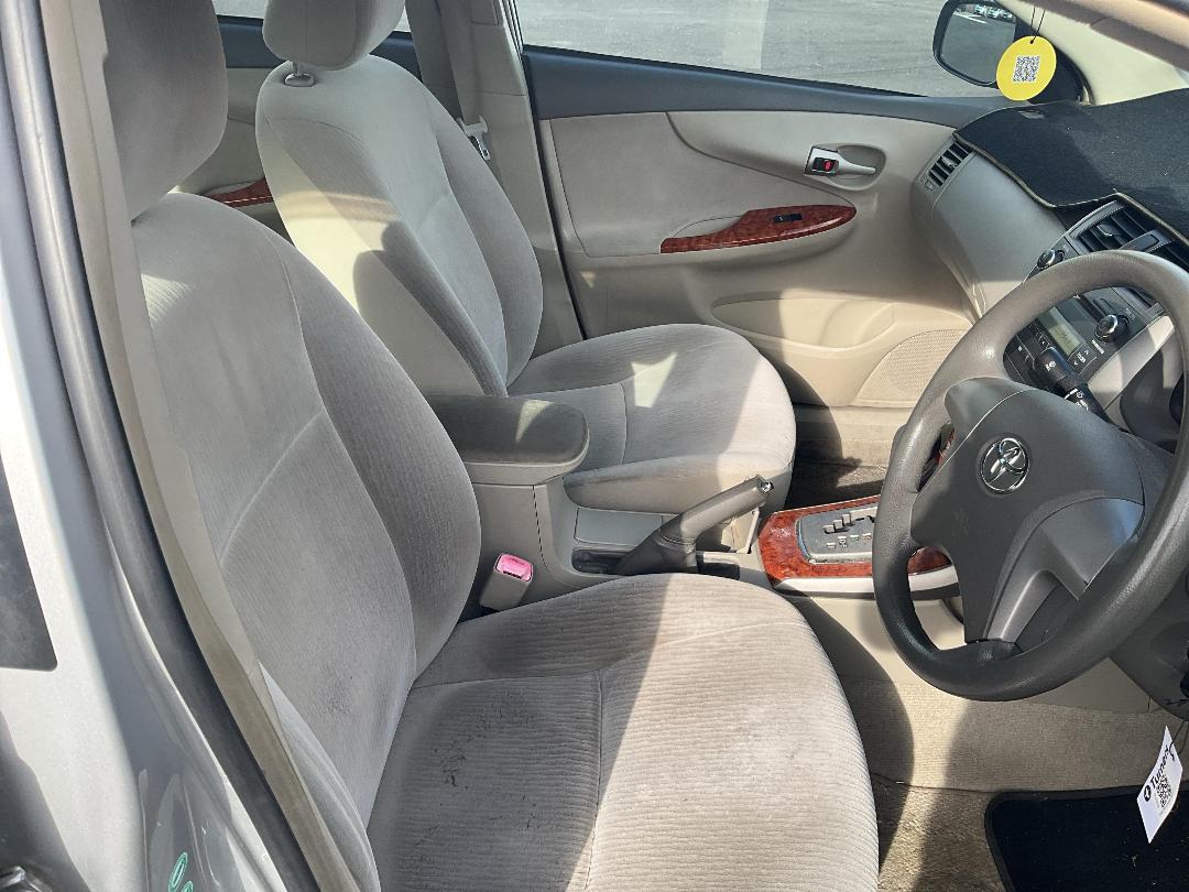 Photo '13' of Toyota Corolla Axio Photo '13' of Toyota Corolla Axio