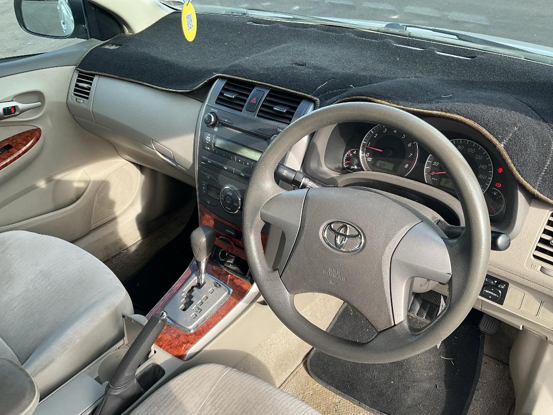 Photo '12' of Toyota Corolla Axio Photo '12' of Toyota Corolla Axio