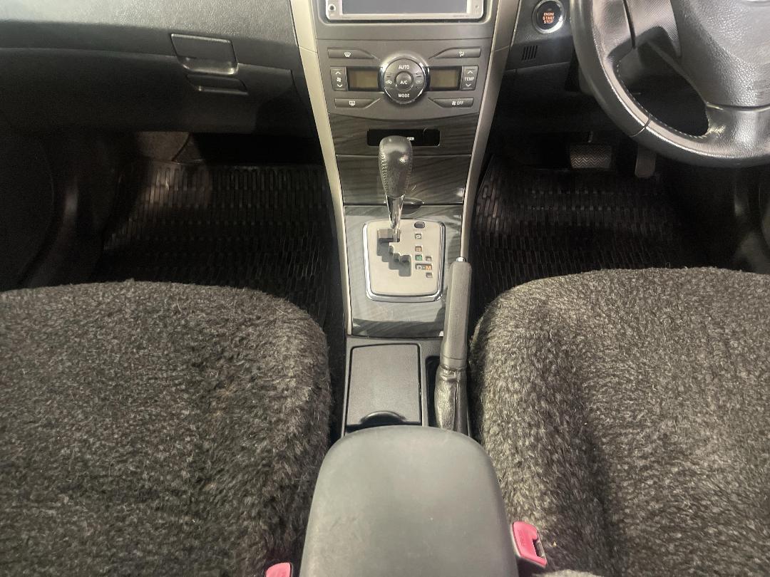 Photo '18' of Toyota Corolla