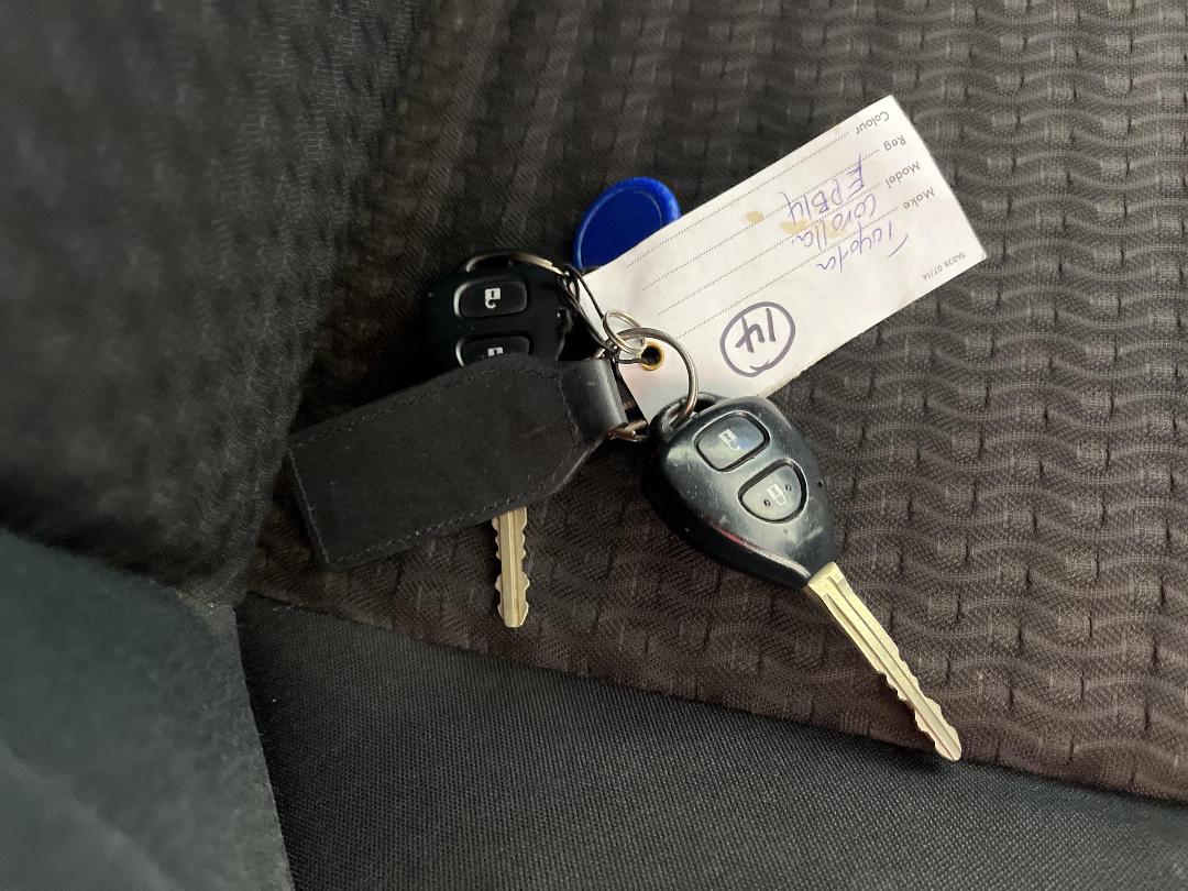 Photo '22' of Toyota Corolla