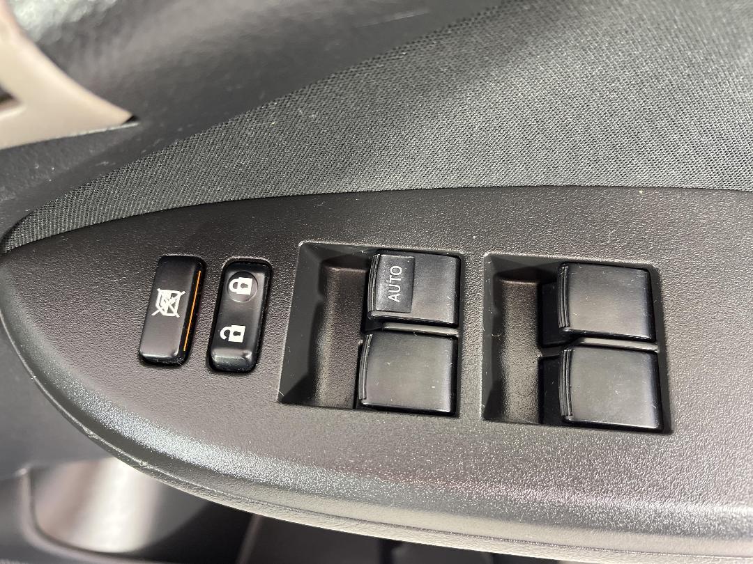 Photo '23' of Toyota Corolla