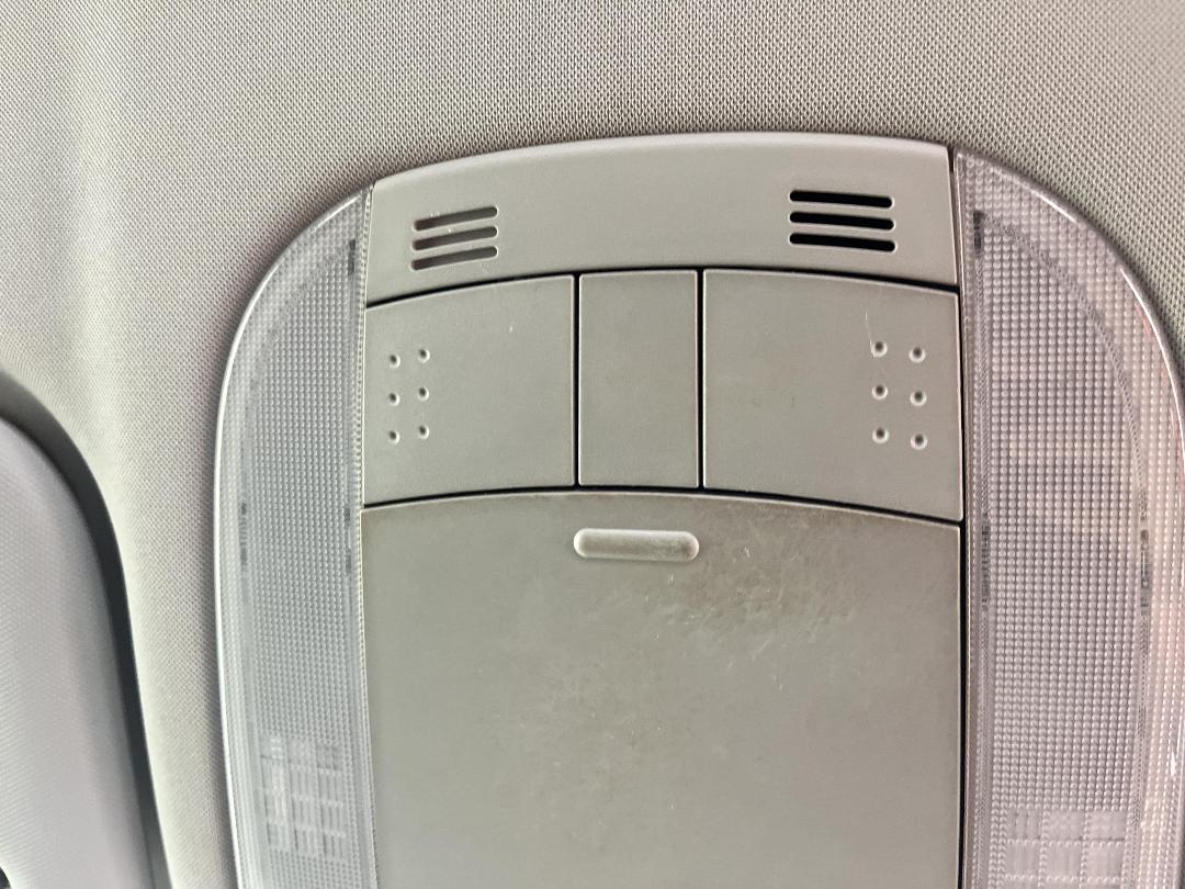 Photo '28' of Toyota Corolla