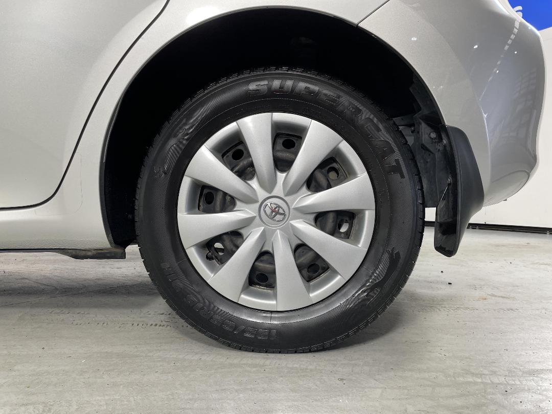 Photo '11' of Toyota Corolla