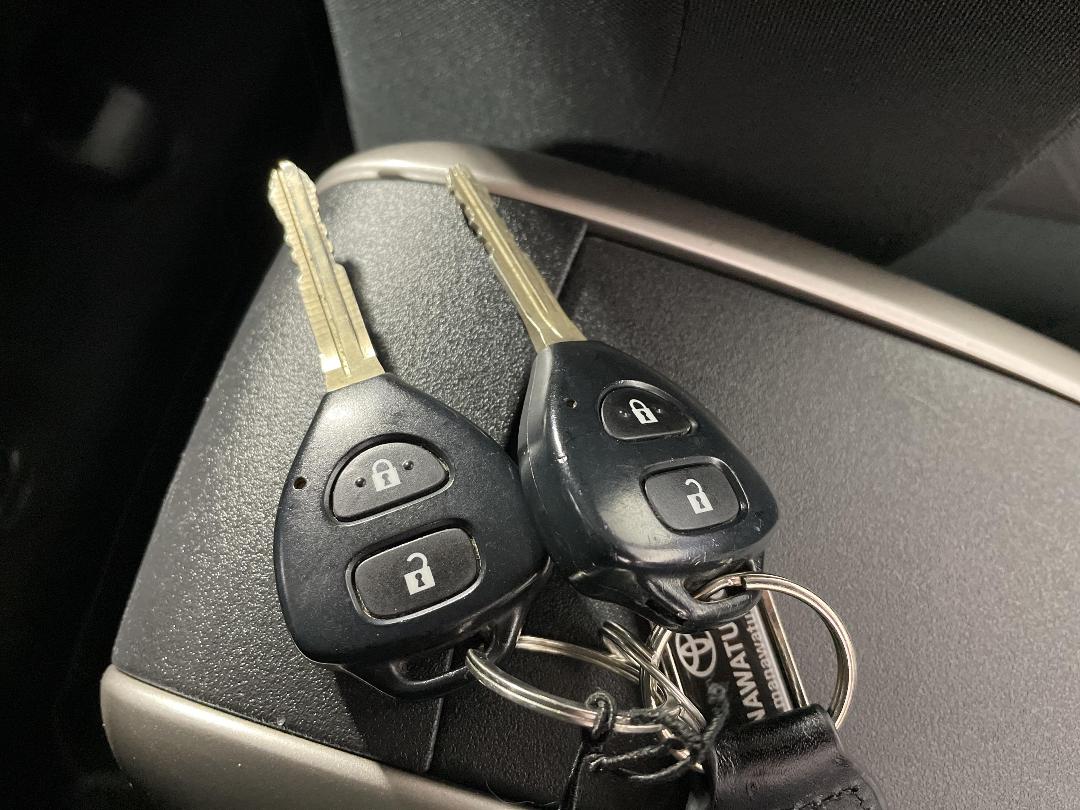 Photo '22' of Toyota Corolla