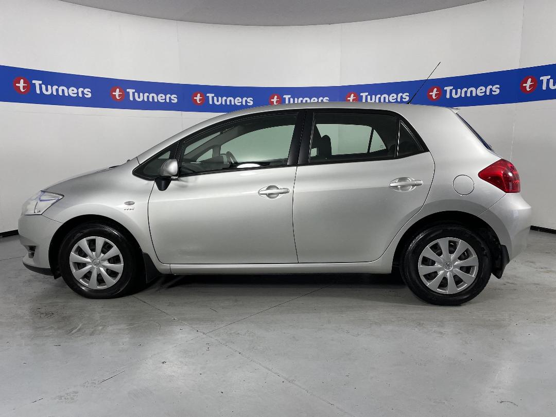 Photo '24' of Toyota Corolla