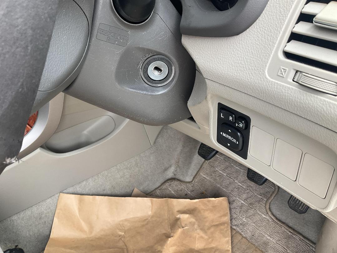 Photo '17' of Toyota Corolla Axio Photo '17' of Toyota Corolla Axio