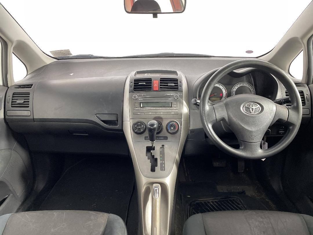 Photo '17' of Toyota Corolla