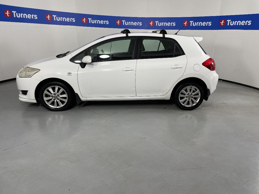 Photo '24' of Toyota Corolla