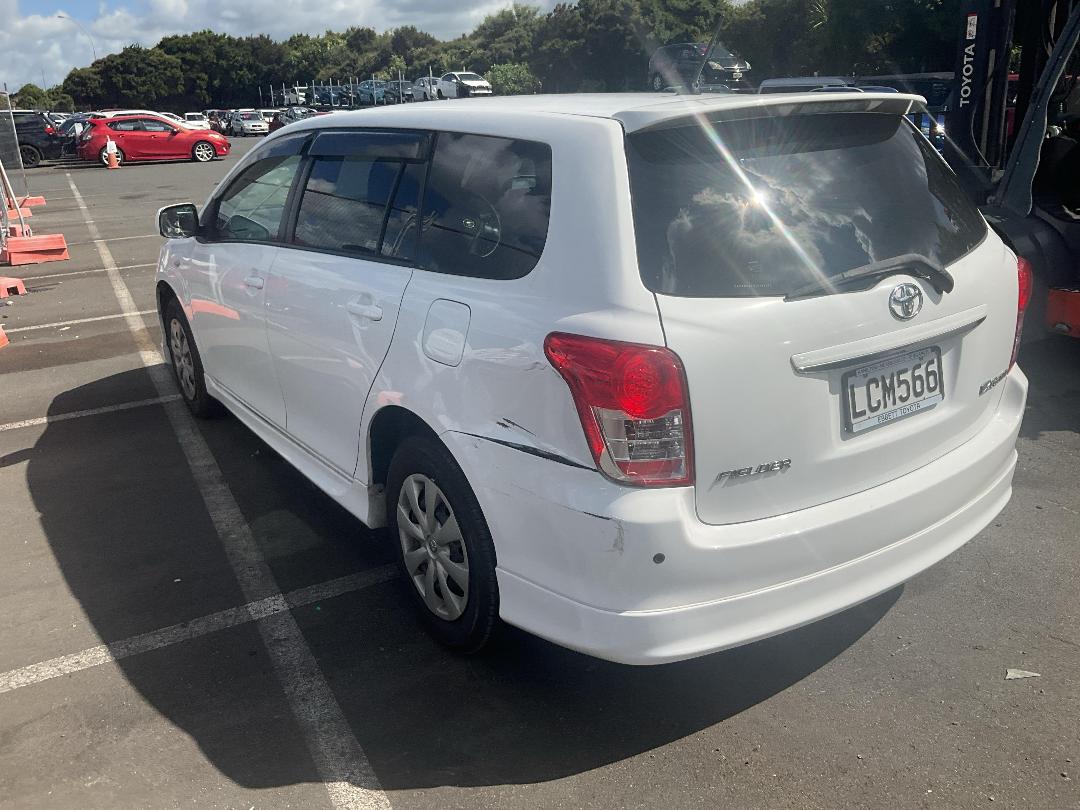 Photo '3' of Toyota Corolla Fielder Photo '3' of Toyota Corolla Fielder