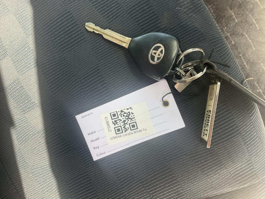 Photo '14' of Toyota Corolla Fielder Photo '14' of Toyota Corolla Fielder