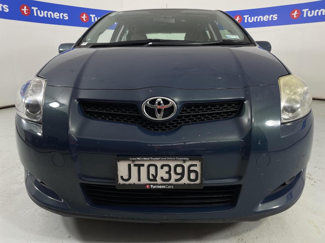 Photo '2' of Toyota Corolla