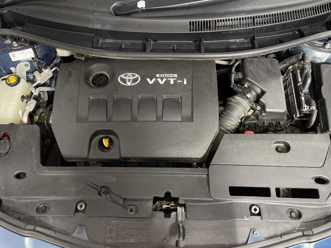 Photo '13' of Toyota Corolla