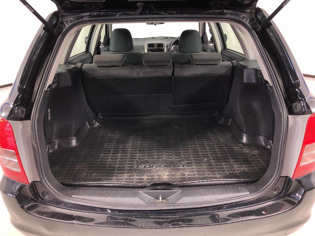 Photo '14' of Toyota Corolla