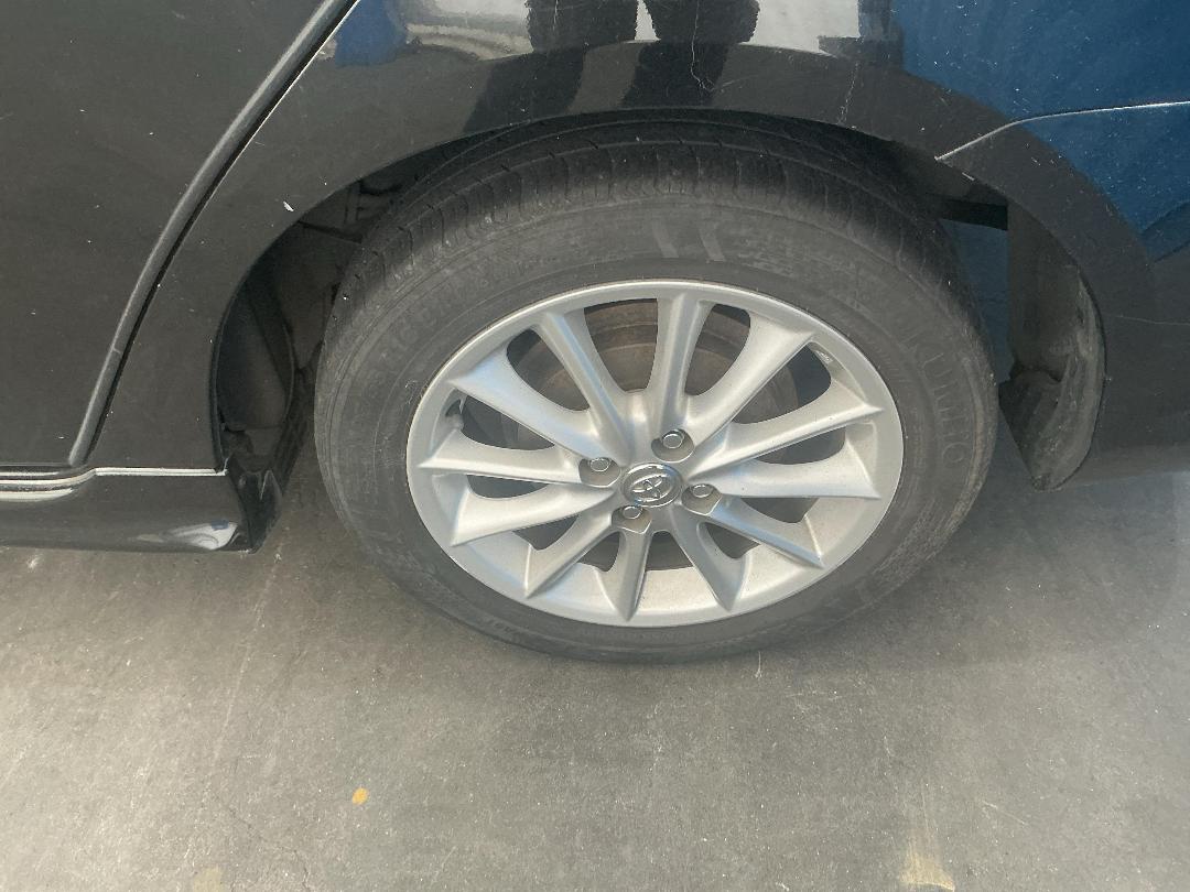 Photo '21' of Toyota Corolla Fielder Photo '21' of Toyota Corolla Fielder