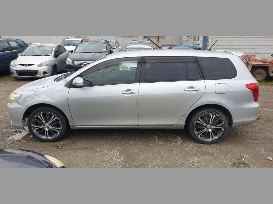 Photo '5' of Toyota Corolla FIELDER S