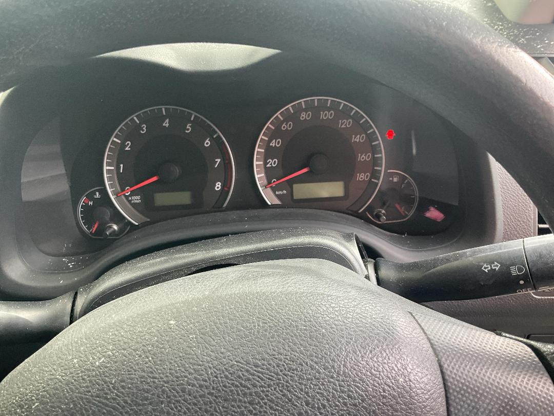 Photo '8' of Toyota Corolla