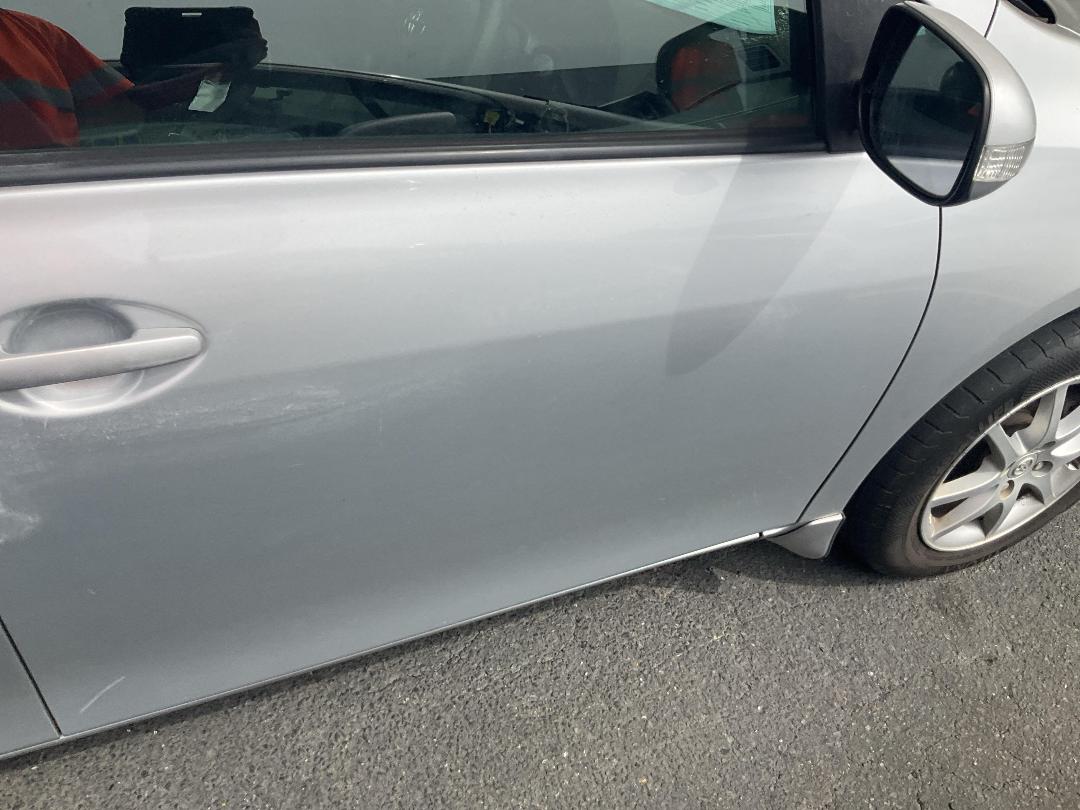 Photo '16' of Toyota Corolla