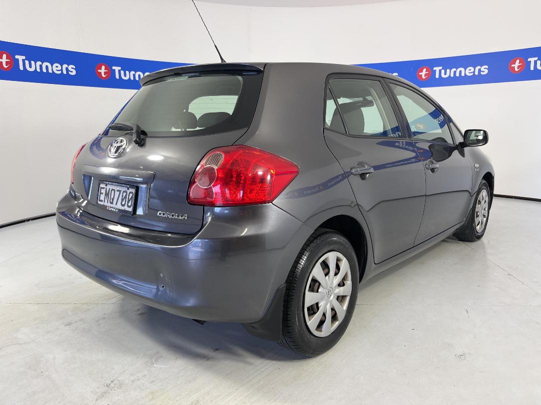 Photo '7' of Toyota Corolla Photo '7' of Toyota Corolla