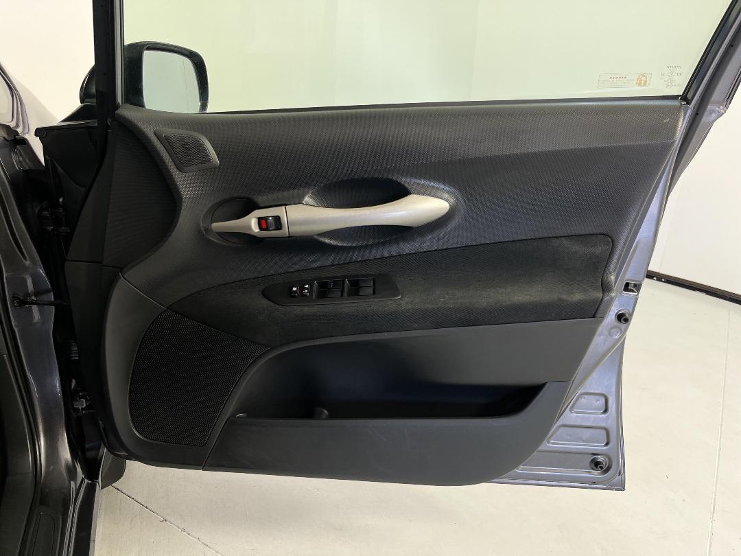 Photo '15' of Toyota Corolla Photo '15' of Toyota Corolla