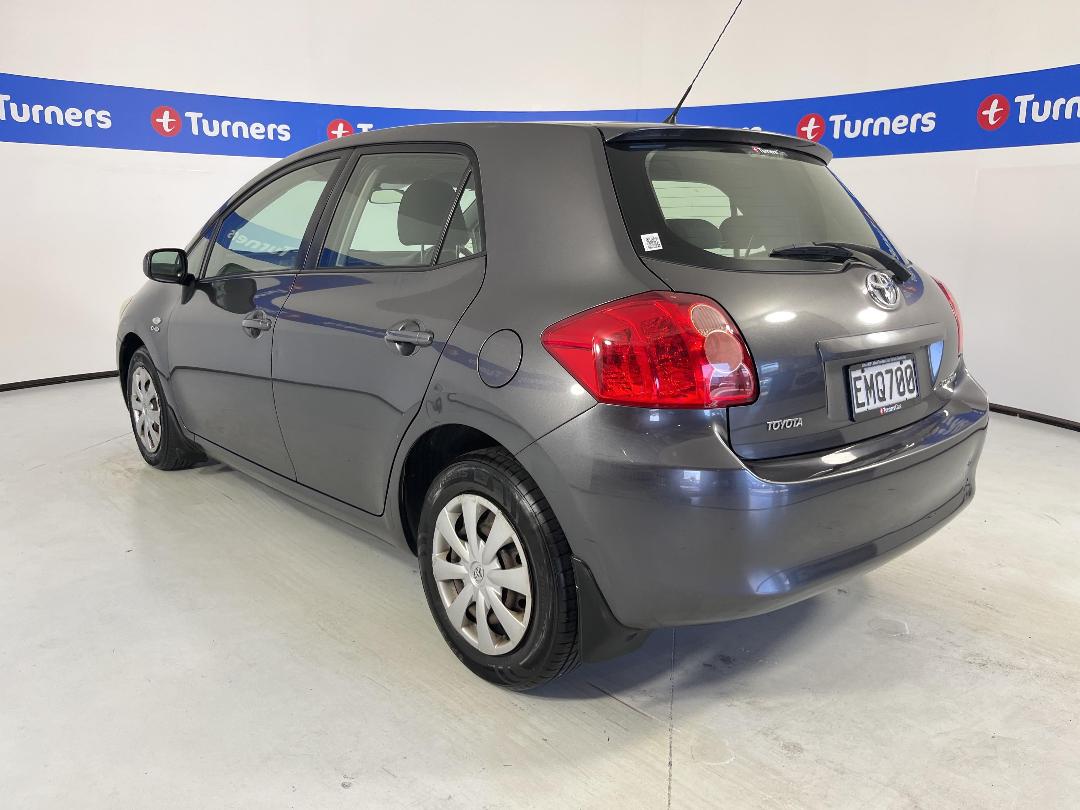 Photo '5' of Toyota Corolla Photo '5' of Toyota Corolla