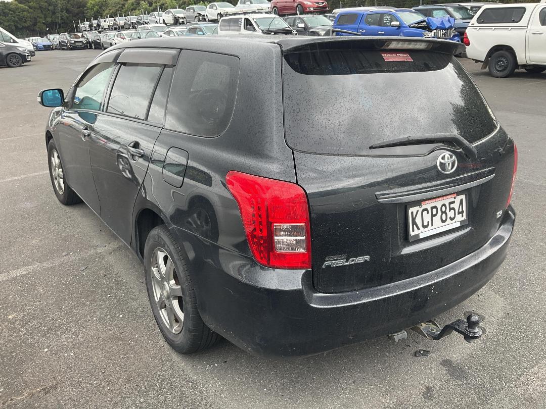 Photo '3' of Toyota Corolla Fielder Photo '3' of Toyota Corolla Fielder