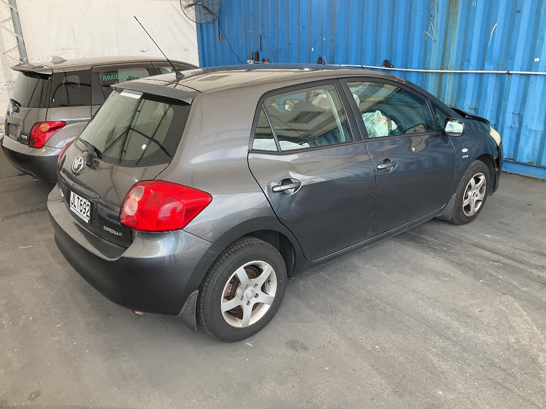 Photo '14' of Toyota Corolla GX Photo '14' of Toyota Corolla GX