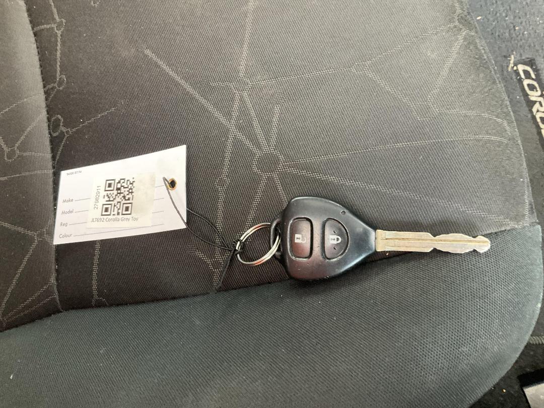 Photo '23' of Toyota Corolla GX Photo '23' of Toyota Corolla GX