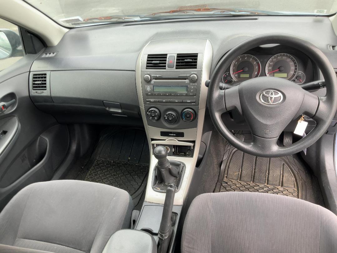 Photo '16' of Toyota Corolla Photo '16' of Toyota Corolla