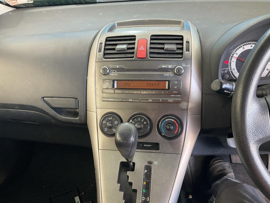 Photo '23' of Toyota Corolla GX