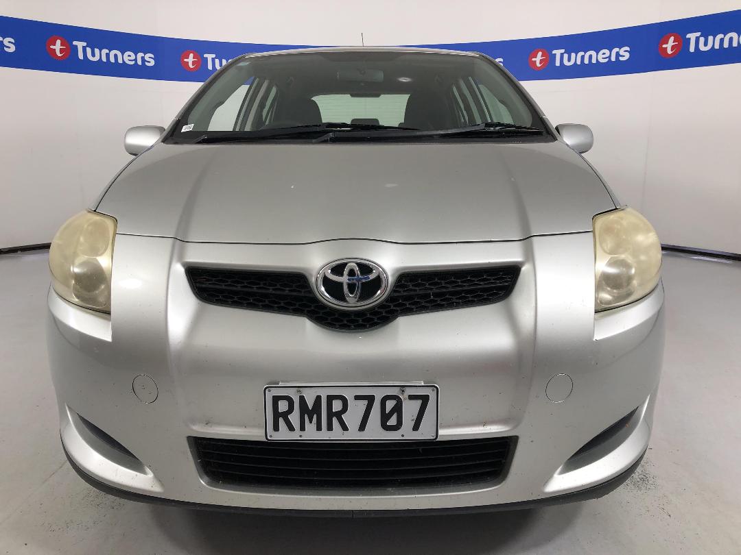 Photo '2' of Toyota Corolla Photo '2' of Toyota Corolla