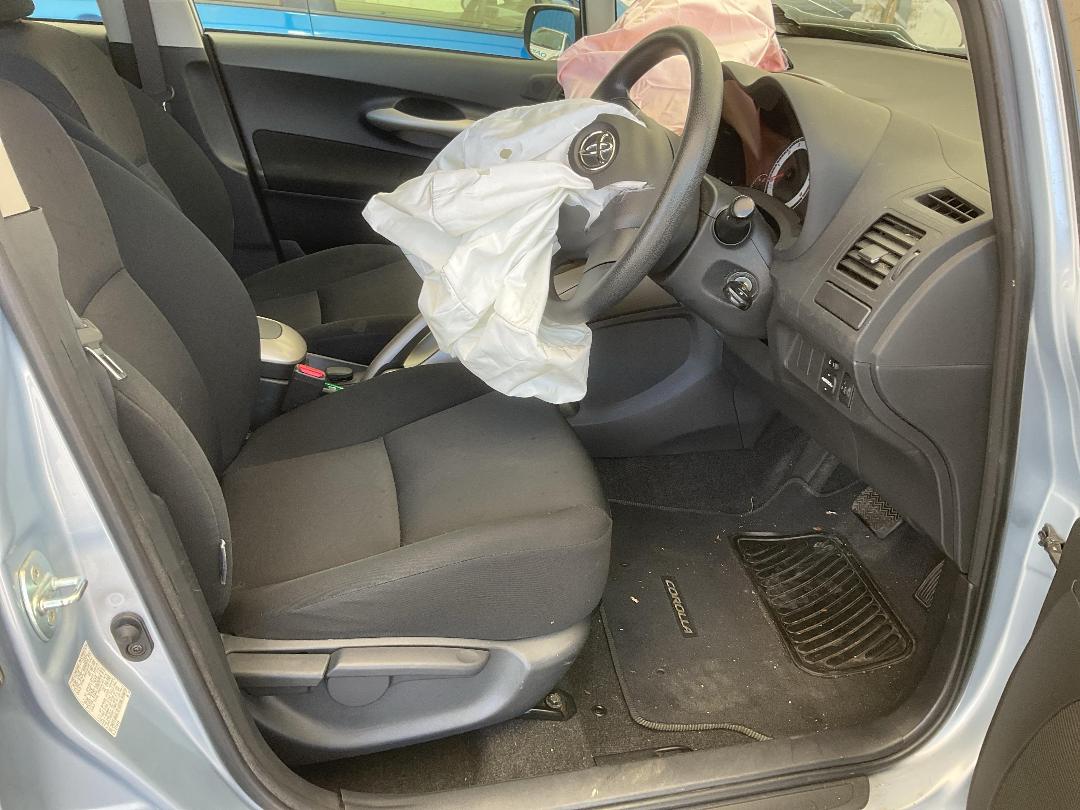 Photo '20' of Toyota Corolla GX