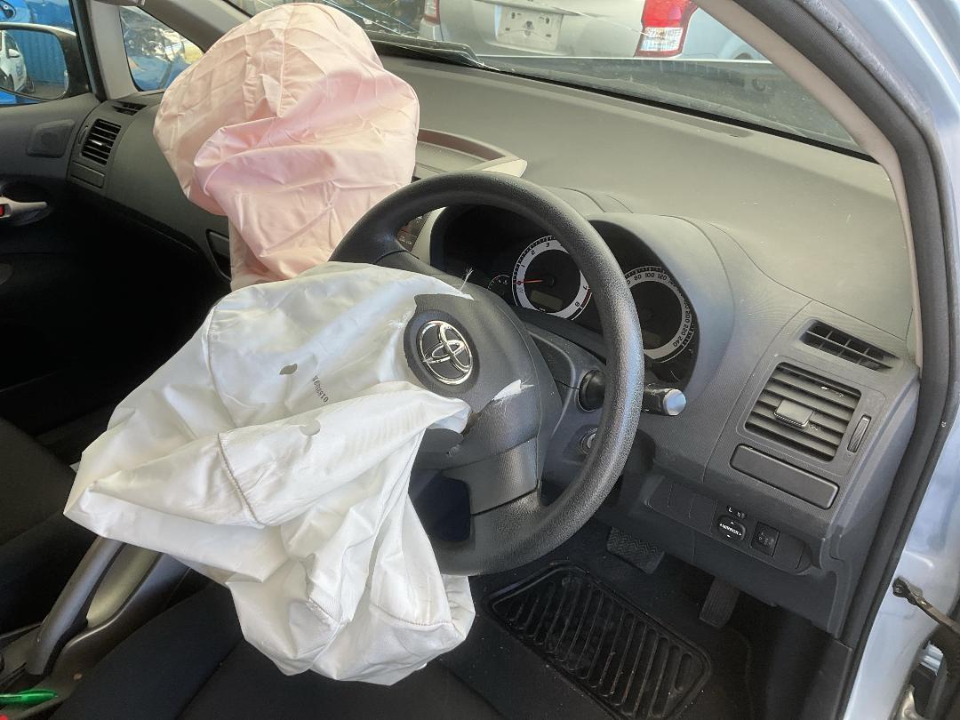 Photo '21' of Toyota Corolla GX