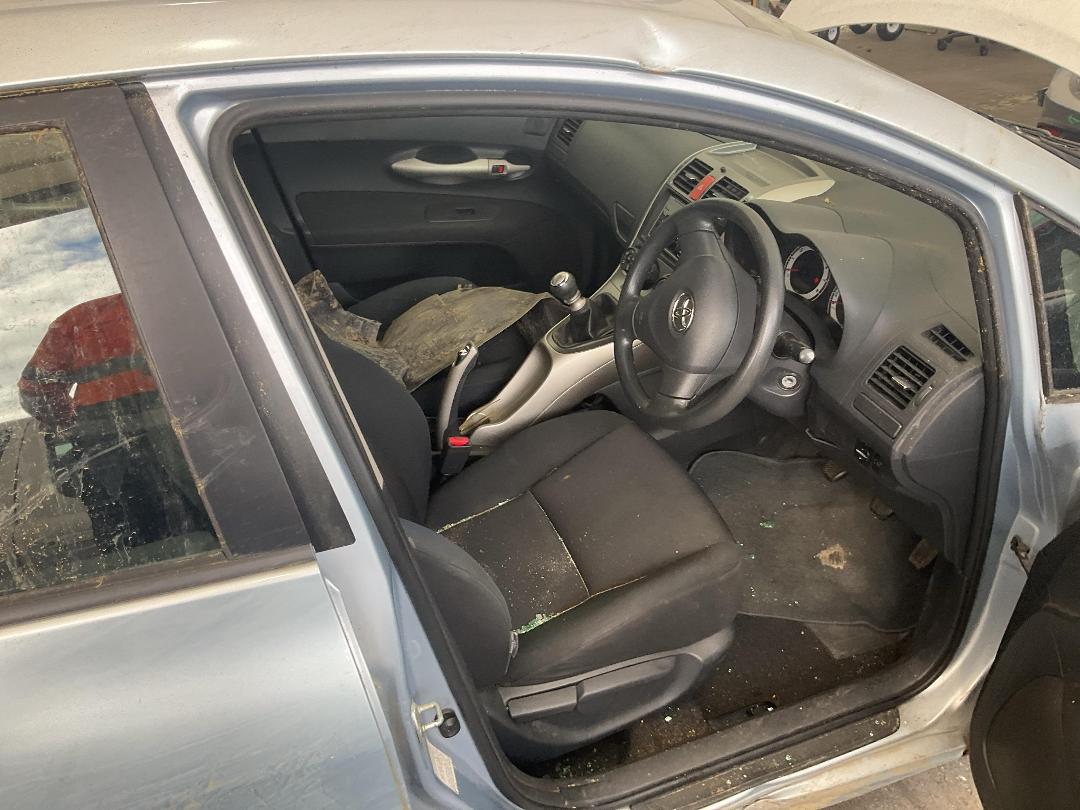 Photo '21' of Toyota Corolla GX