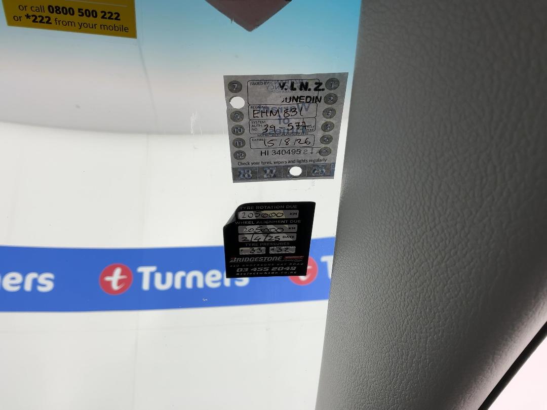 Photo '24' of Toyota Corolla Photo '24' of Toyota Corolla