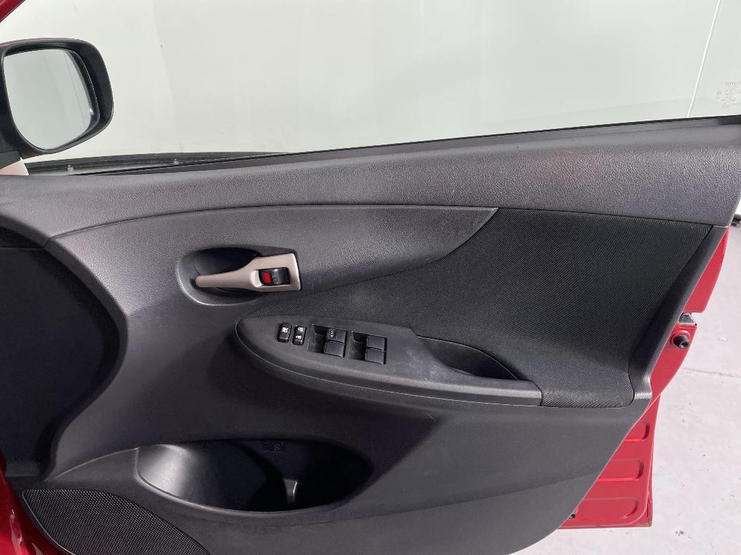 Photo '15' of Toyota Corolla