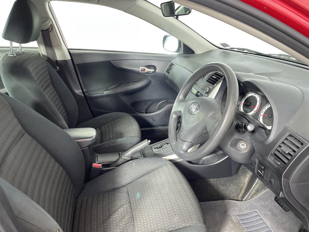 Photo '16' of Toyota Corolla