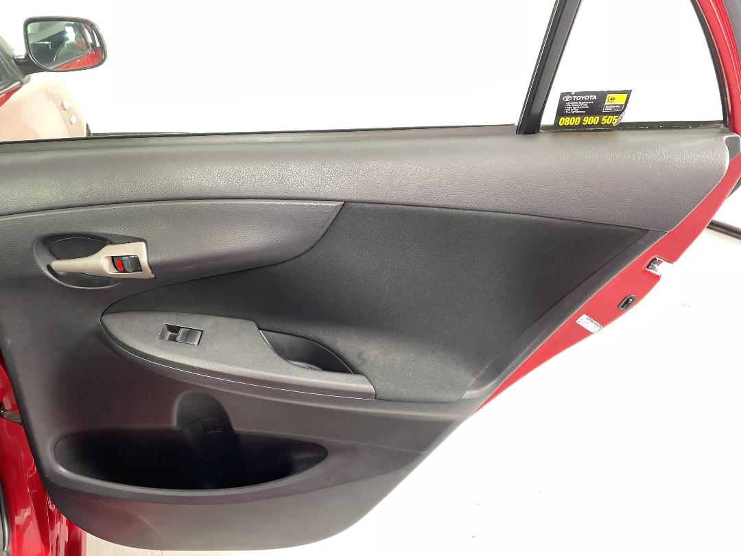 Photo '19' of Toyota Corolla