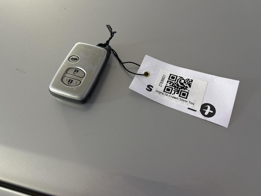 Photo '22' of Toyota Crown