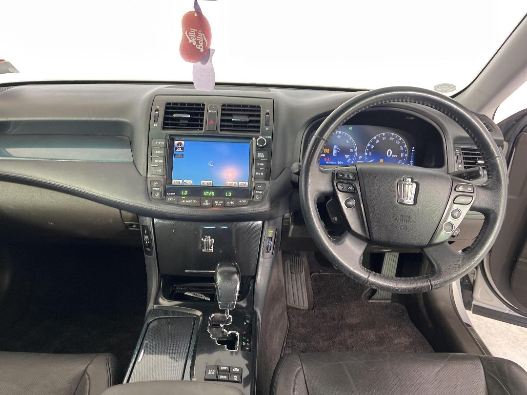 Photo '17' of Toyota Crown