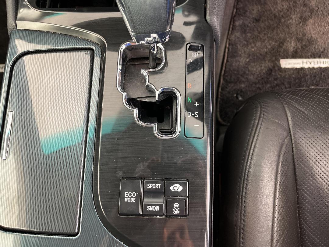 Photo '31' of Toyota Crown