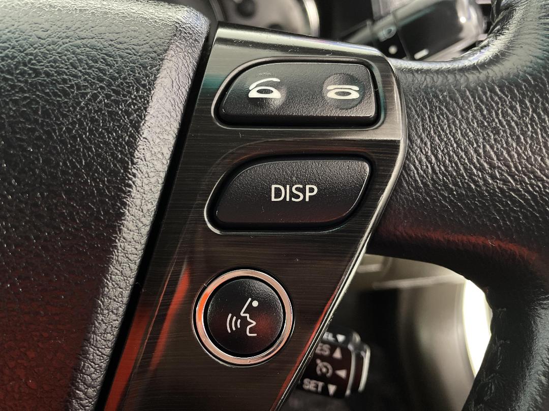 Photo '27' of Toyota Crown